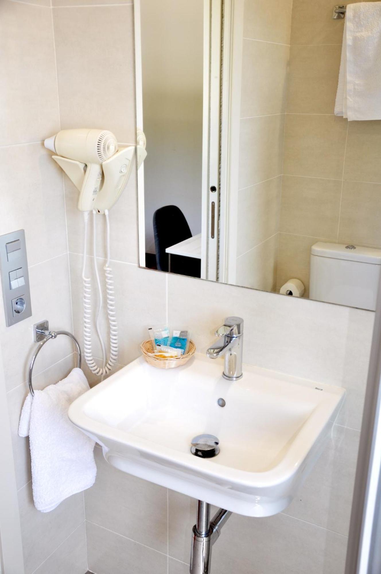 גונדומר Hostal Paz מראה חיצוני תמונה
